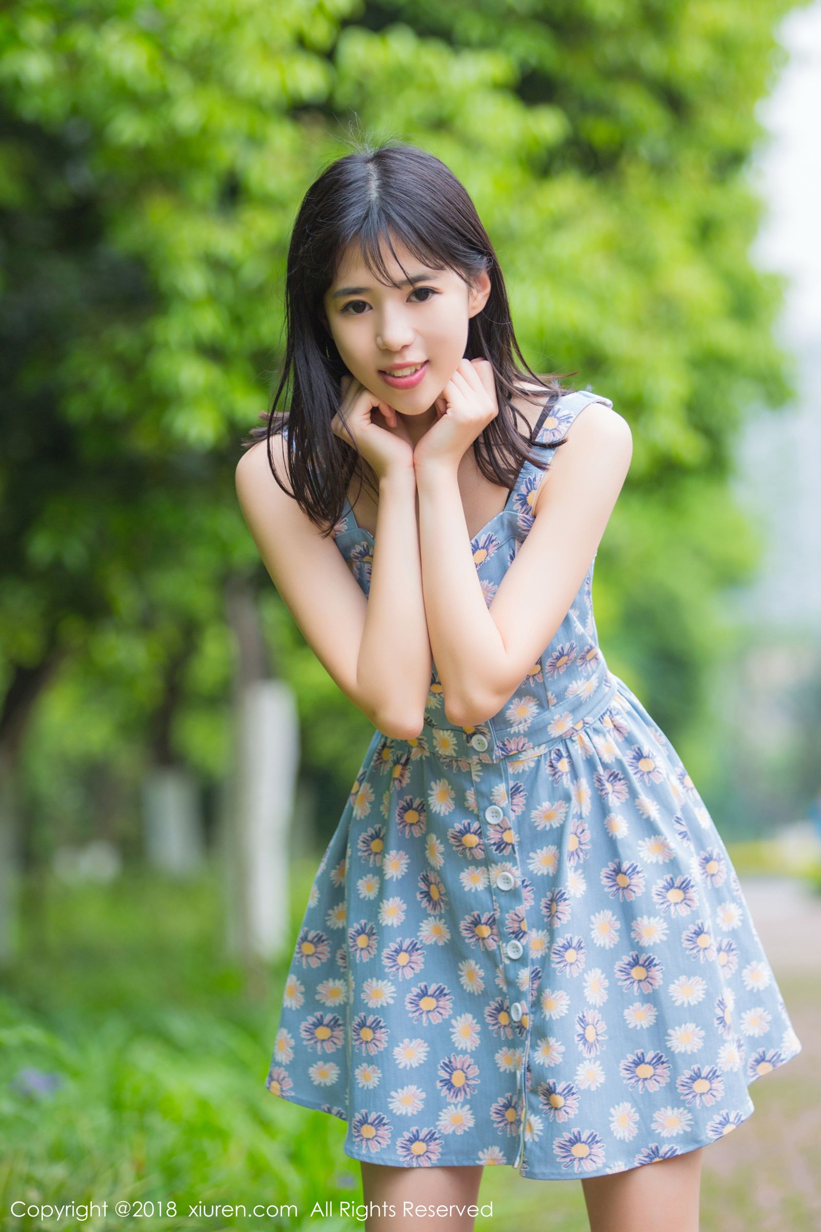 最佳女友艾栗栗 学生制服清新外拍
