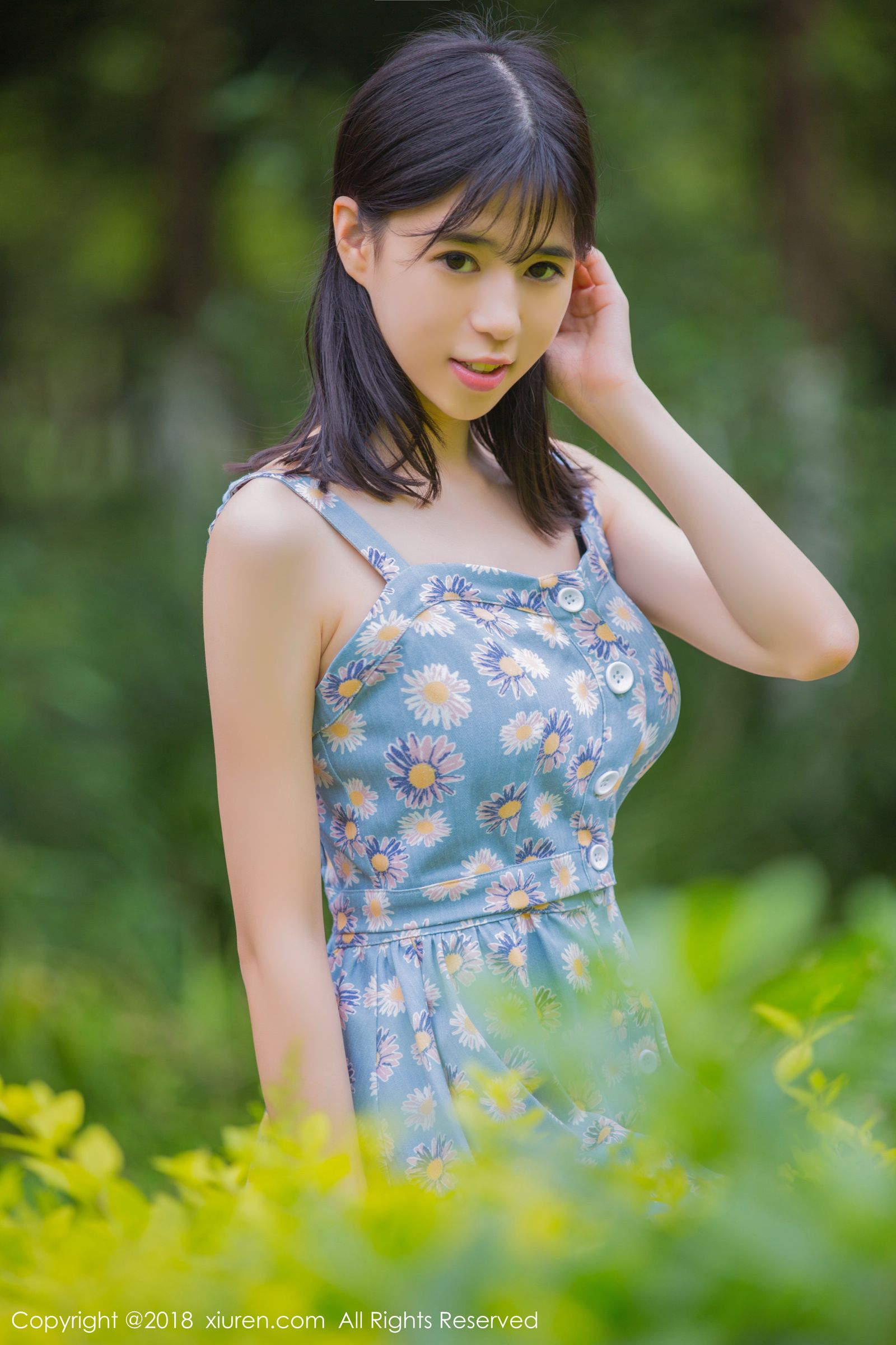 最佳女友艾栗栗 学生制服清新外拍