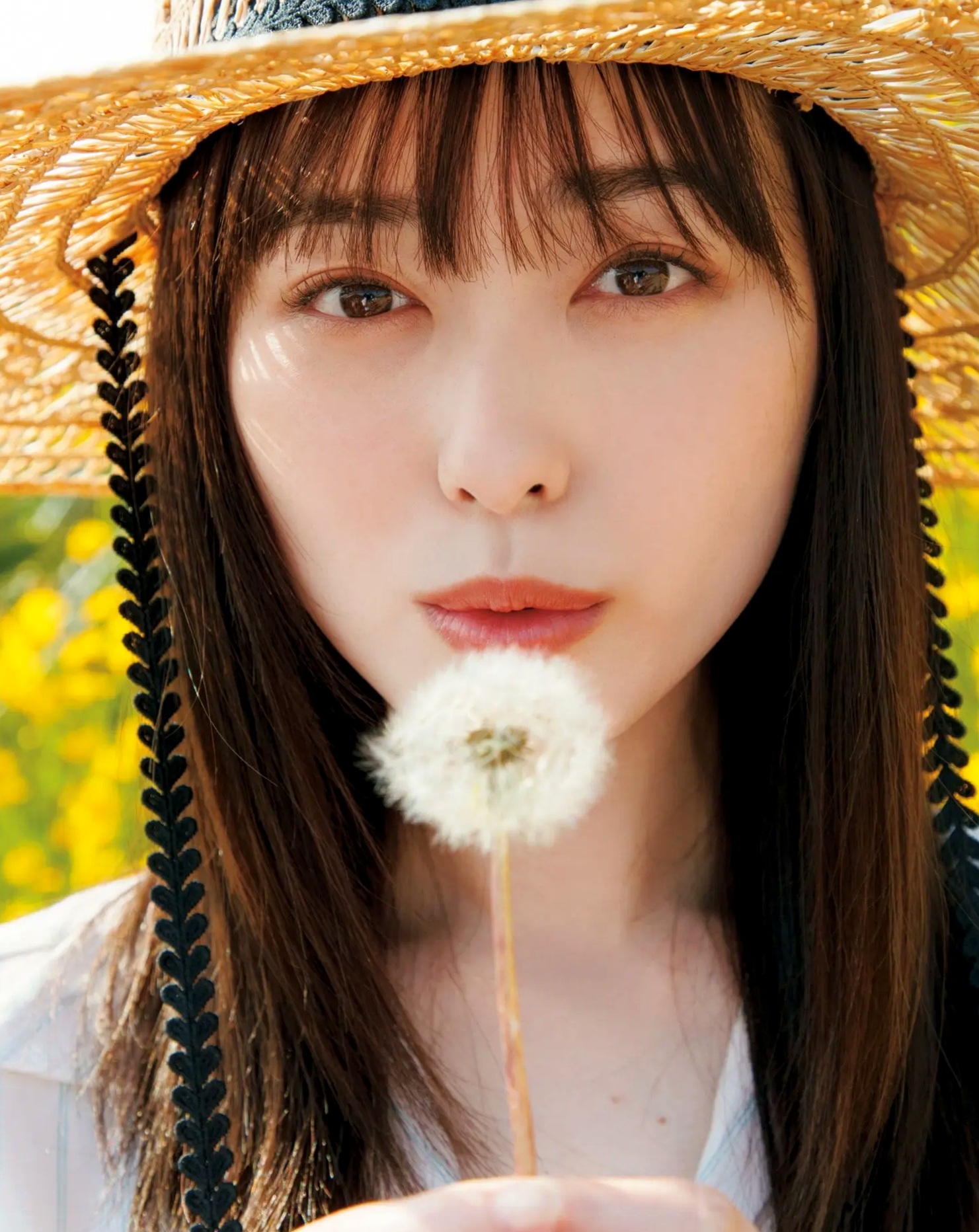 福原遥《gift》写真:日系清新治愈系户外草地泳池美照