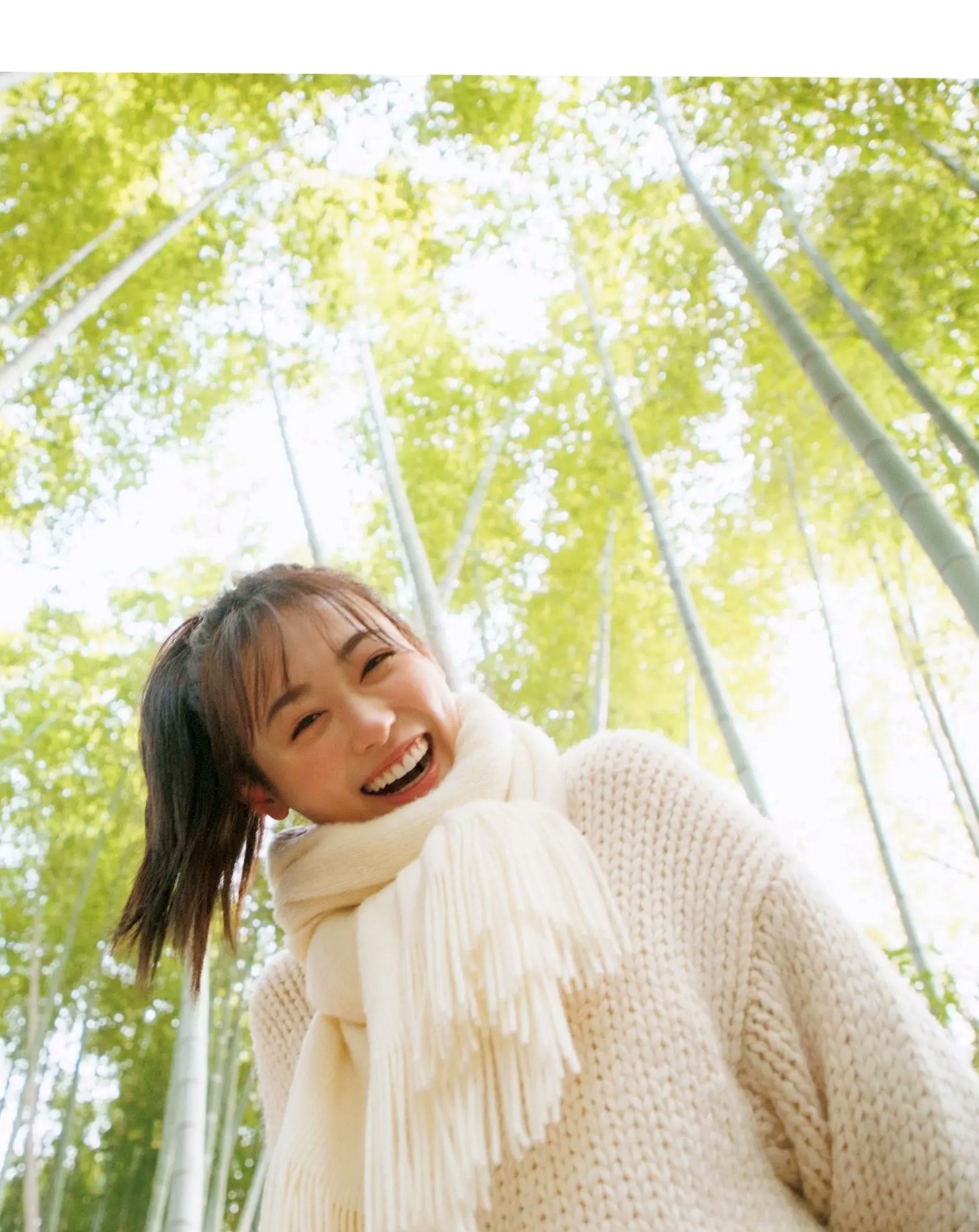 福原遥《gift》写真:日系清新治愈系户外草地泳池美照