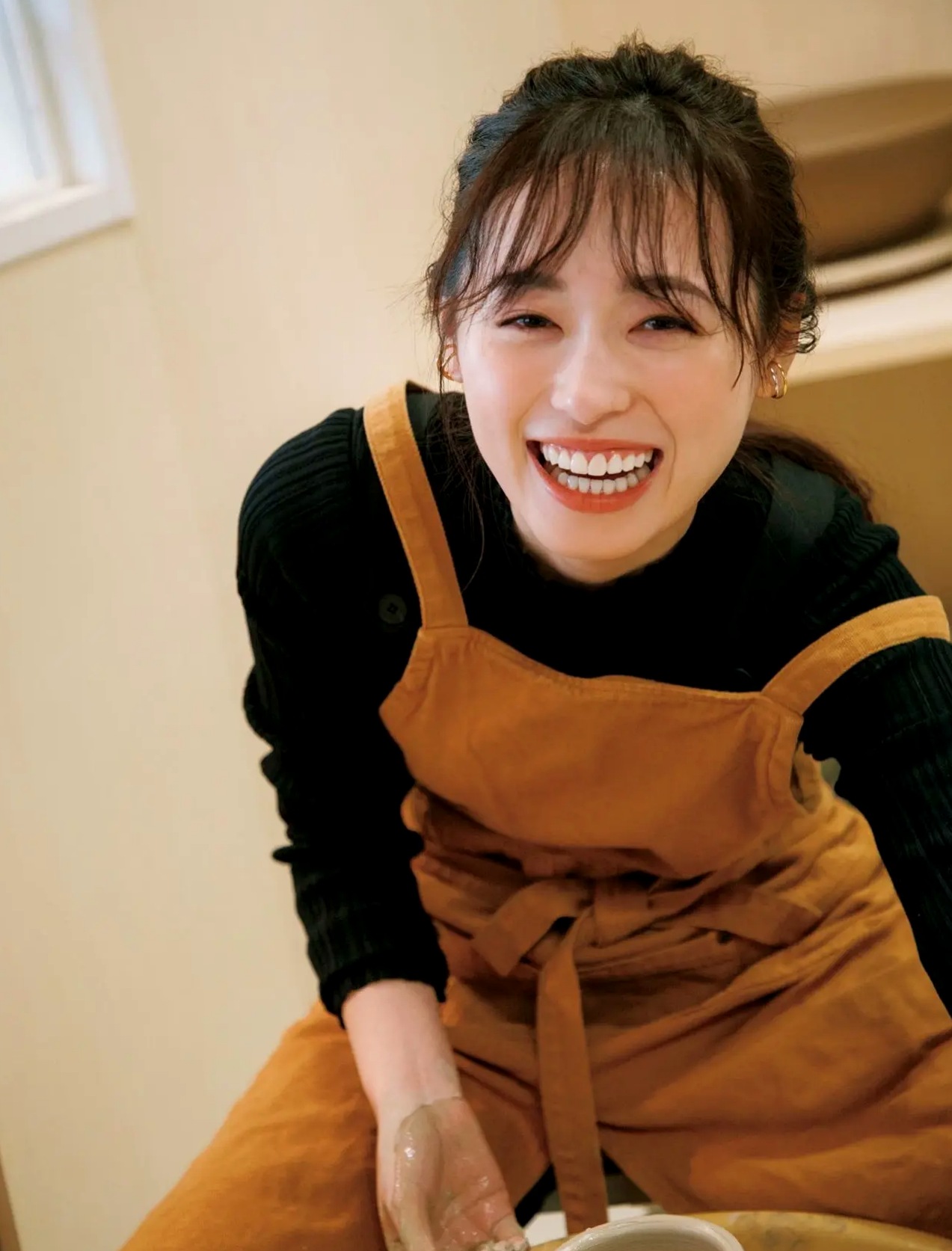 福原遥《gift》写真:日系清新治愈系户外草地泳池美照