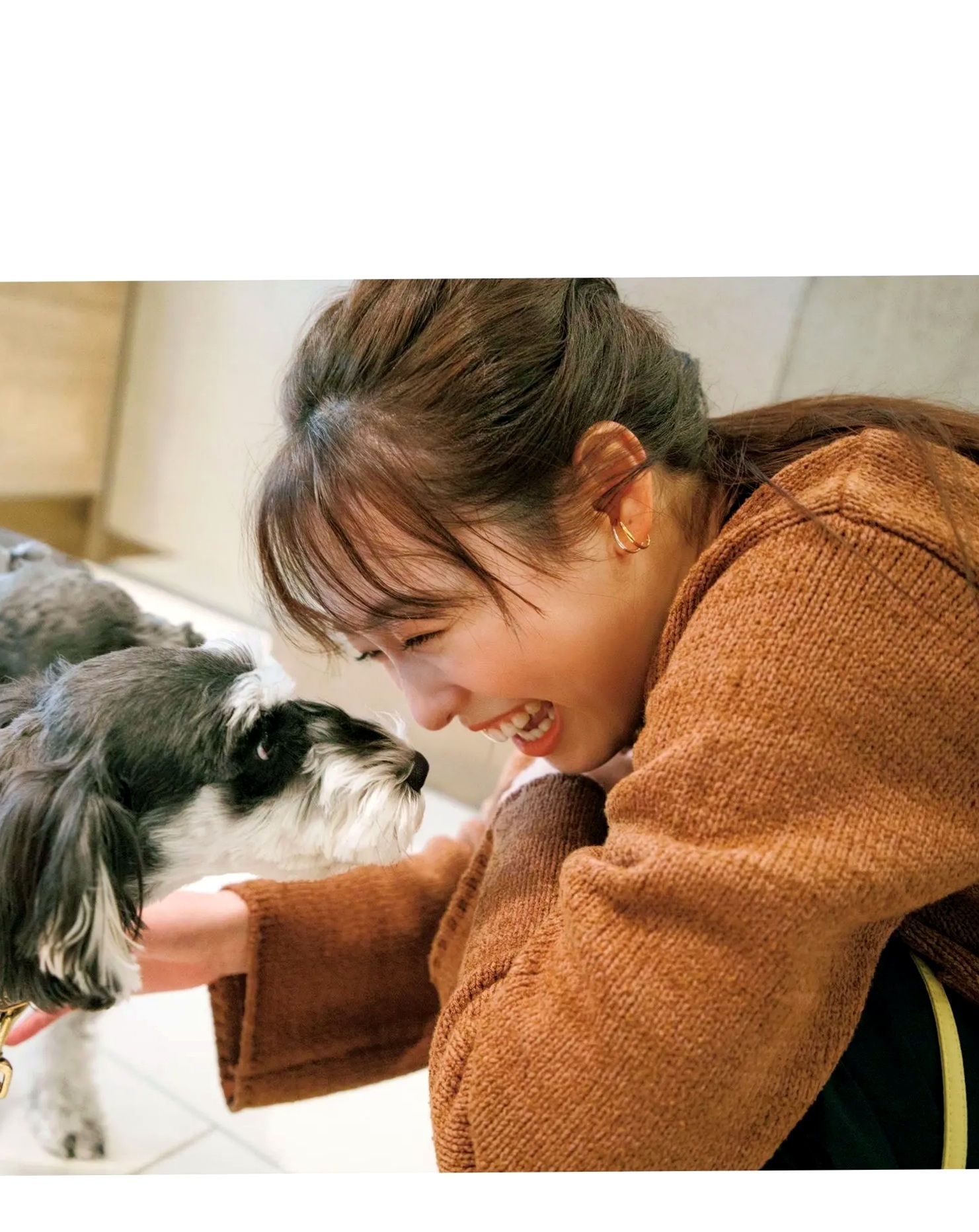 福原遥《gift》写真:日系清新治愈系户外草地泳池美照