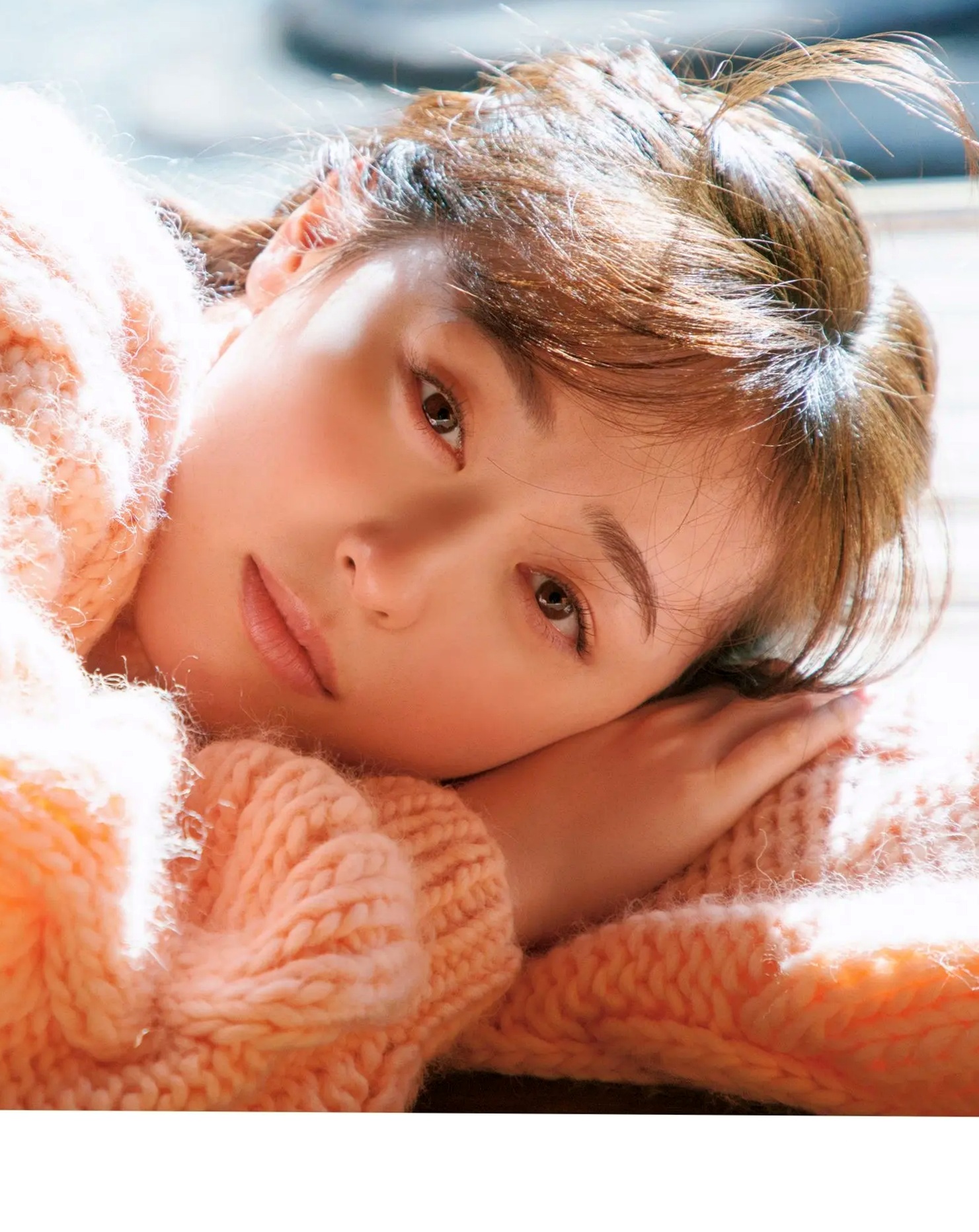 福原遥《gift》写真:日系清新治愈系户外草地泳池美照