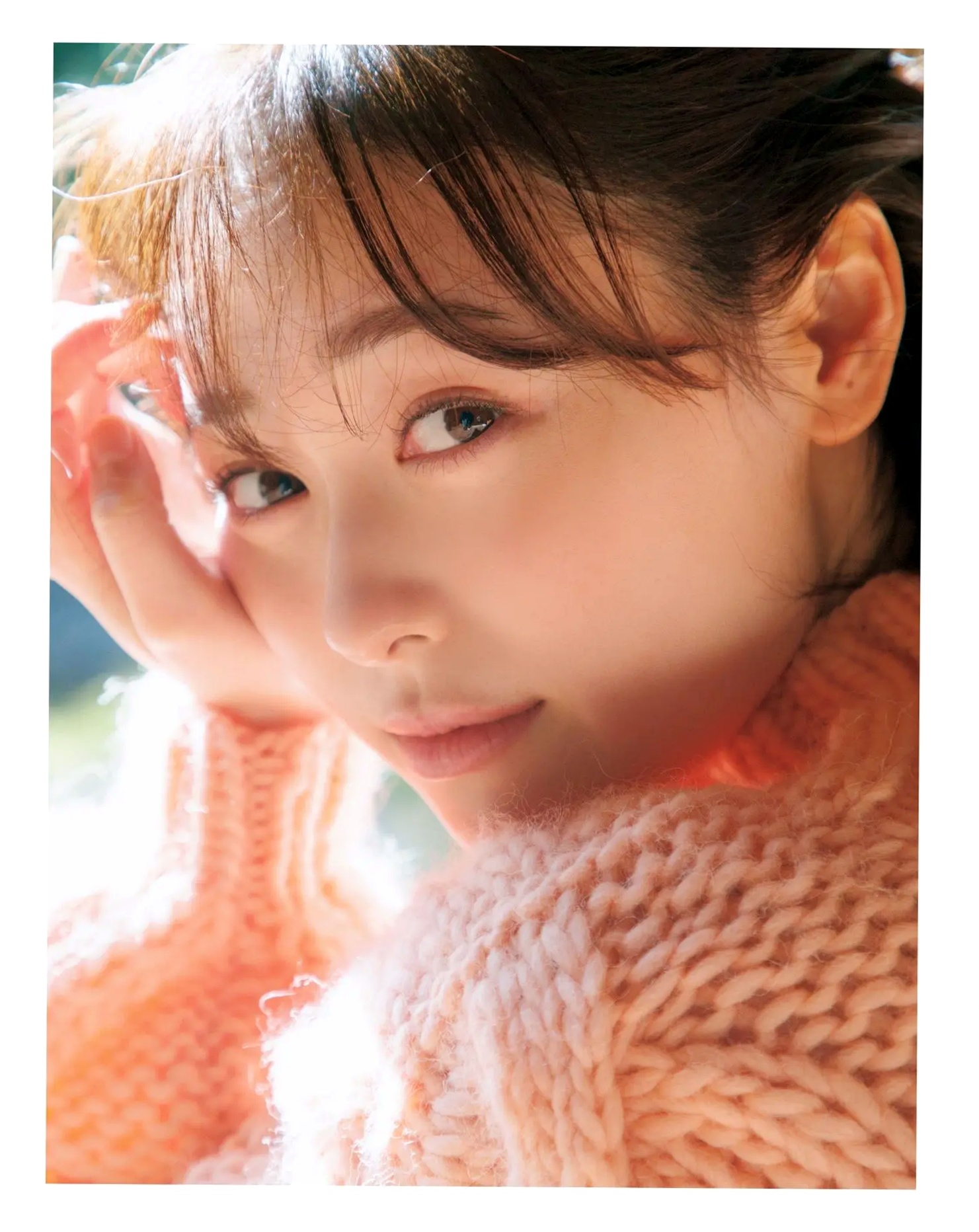 福原遥《gift》写真:日系清新治愈系户外草地泳池美照