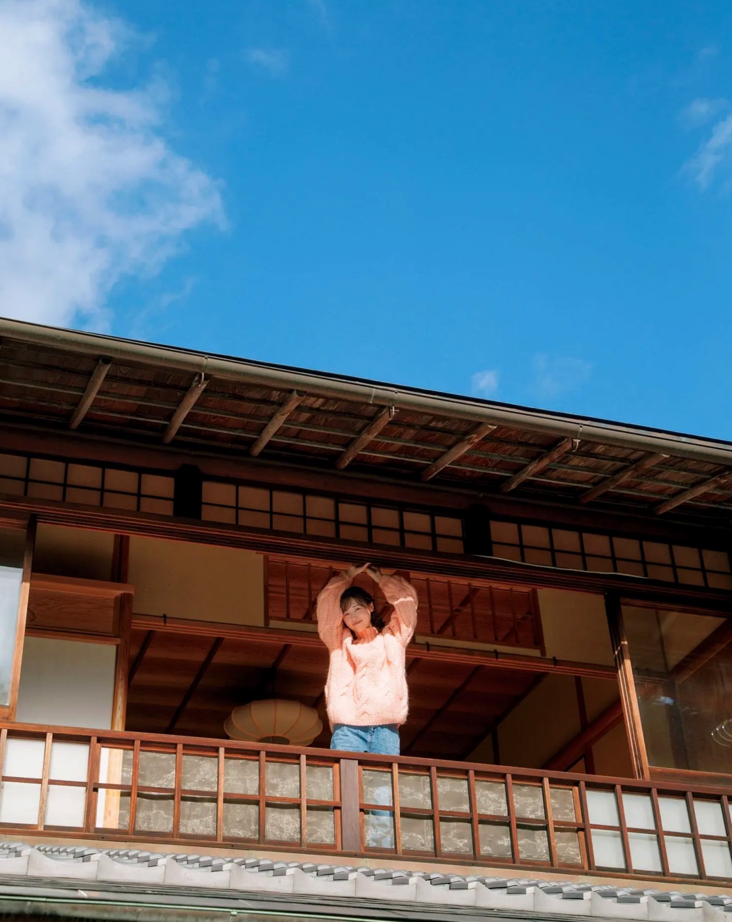 福原遥《gift》写真:日系清新治愈系户外草地泳池美照