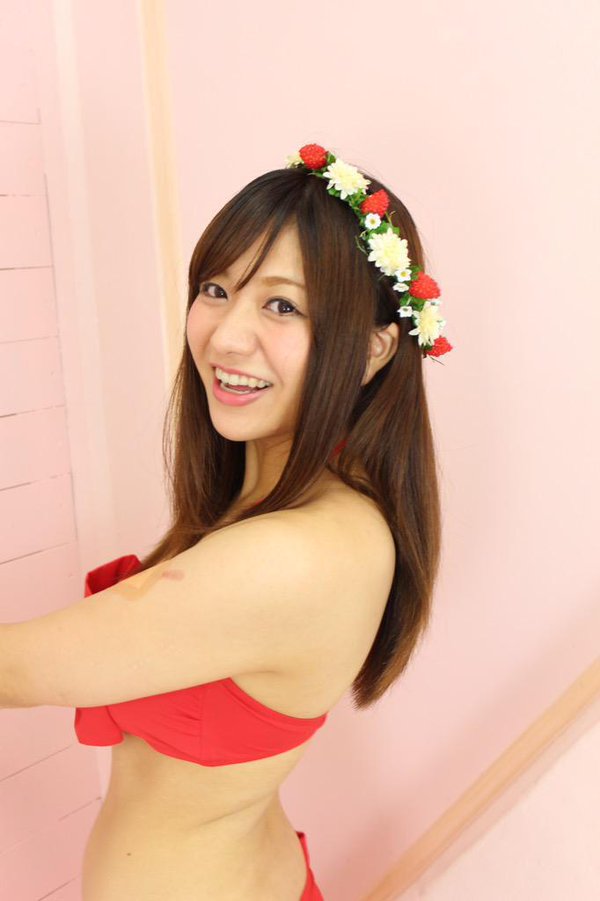 小熊绘理 妩媚动人私房写真图