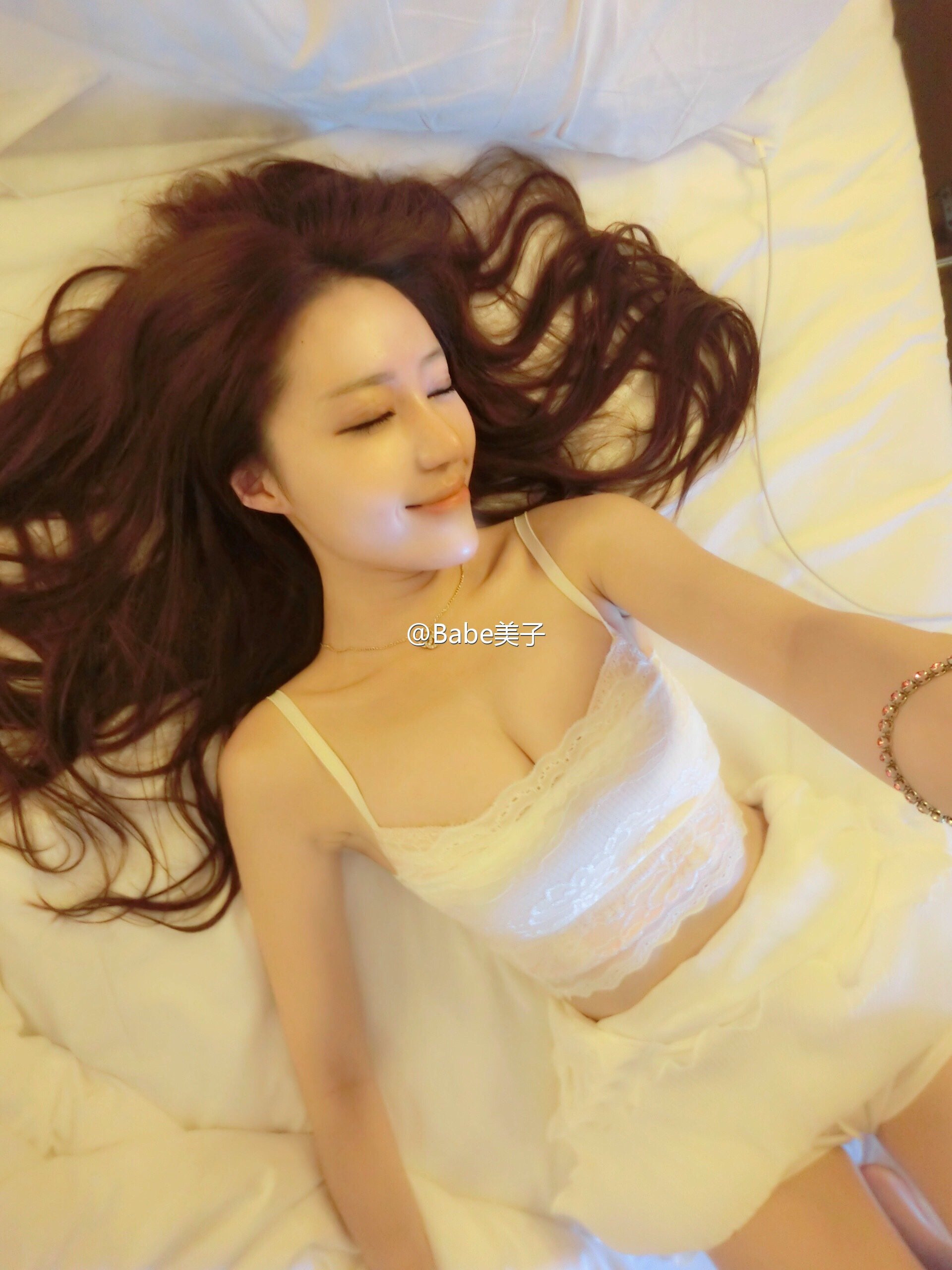 Babe美子 微博美艳私房照诱惑写真图