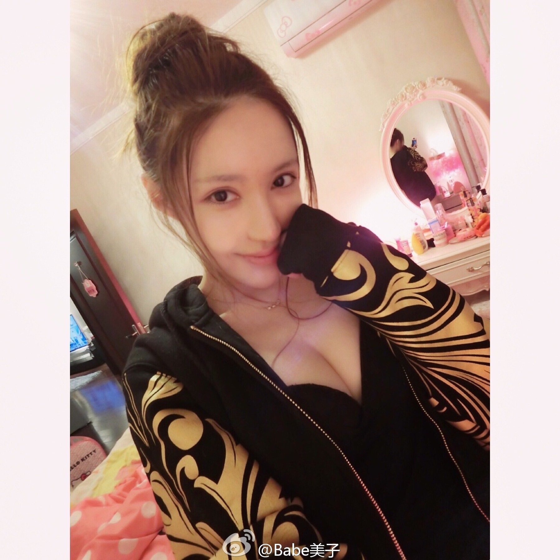 Babe美子 微博美艳私房照诱惑写真图