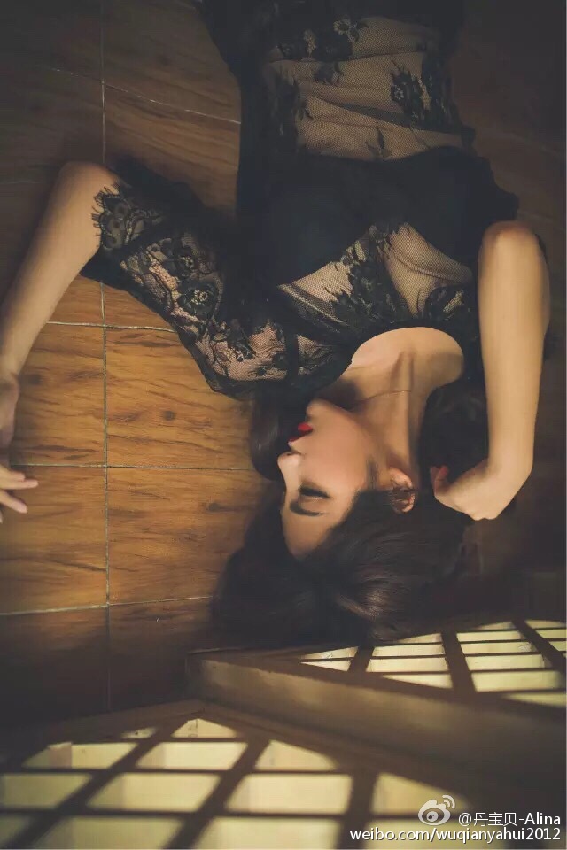 丹宝贝Alina 养眼微博私房写真图