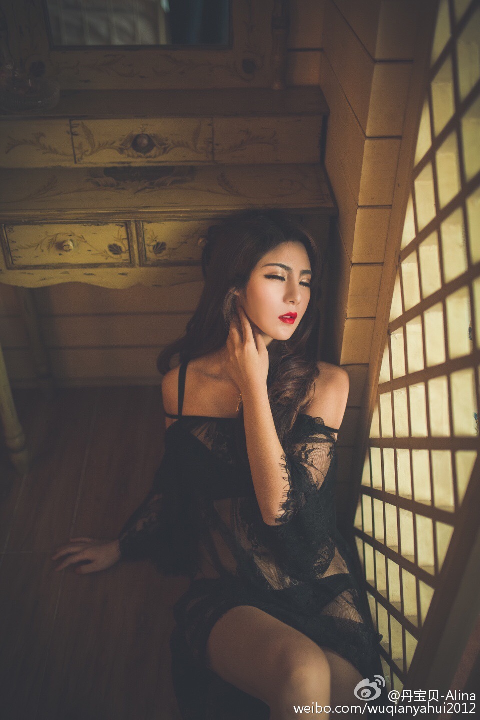 丹宝贝Alina 养眼微博私房写真图