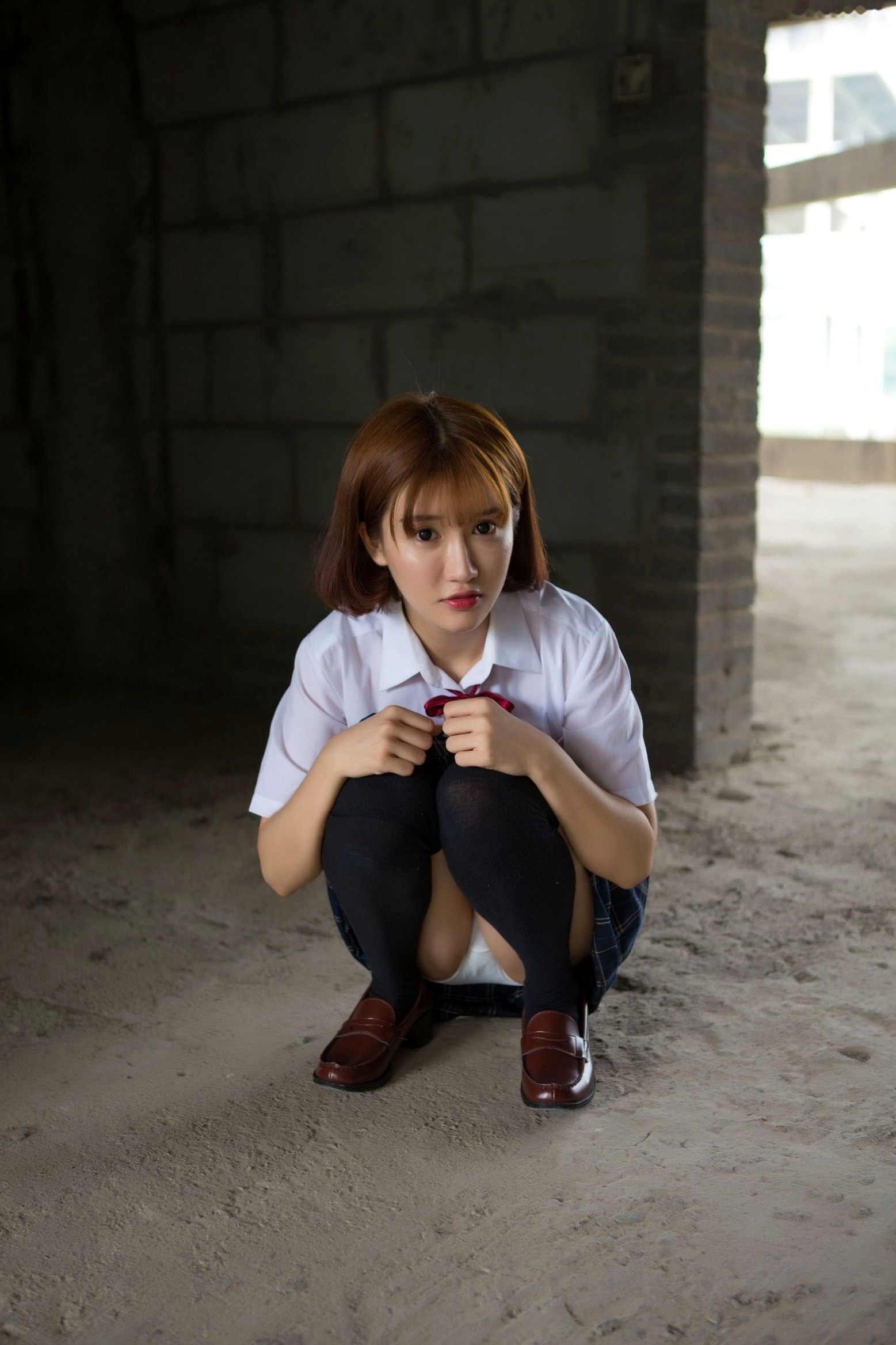 XR-Uncensored-K8傲娇萌萌Vivian-被束缚的学妹 - 无圣光大尺度日系JK校服绳艺写真