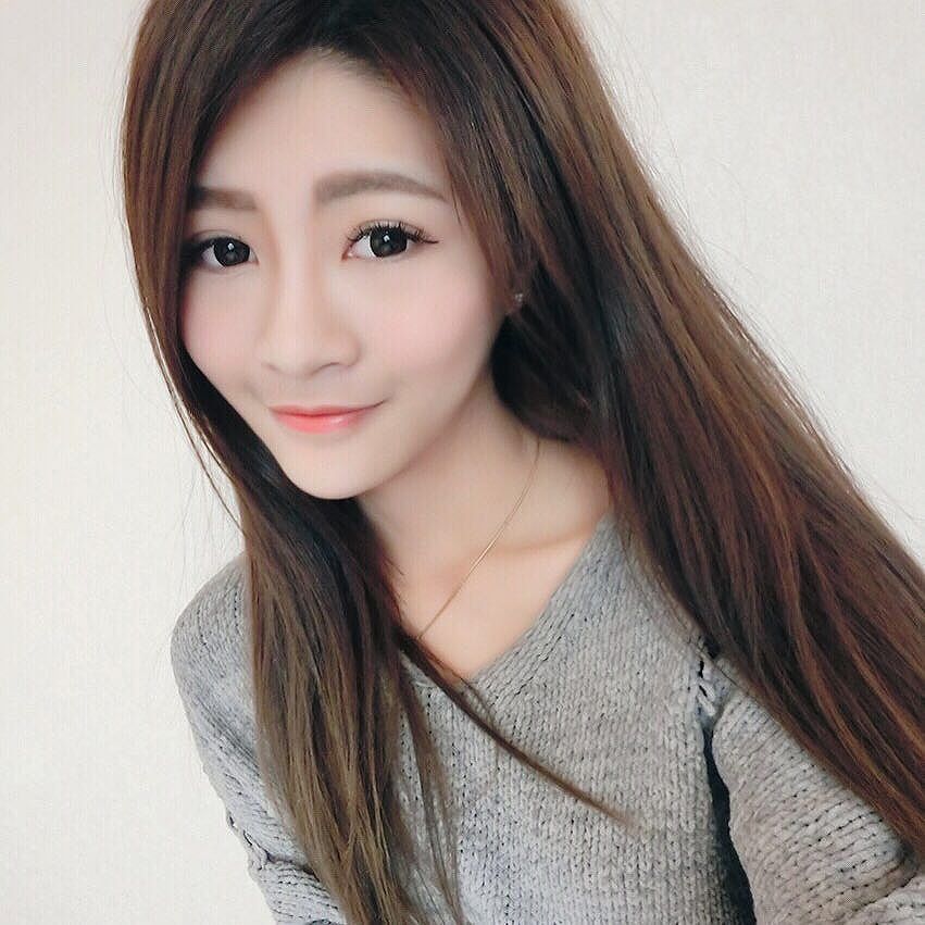 Momo毛毛 甜美气质柜姐私房美照
