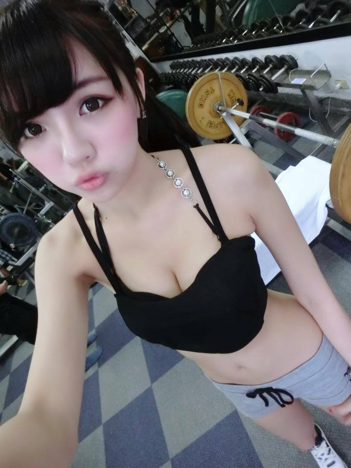 陈咖喀(陈柔甄) 城科大正妹FB私房照诱惑写真图