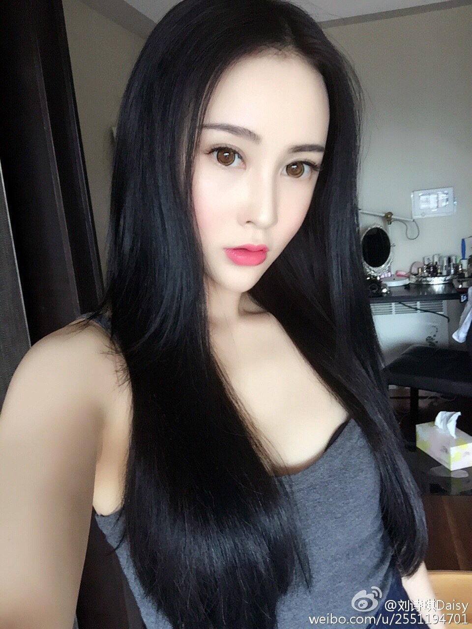 刘诗琪Daisy 微博私房美照