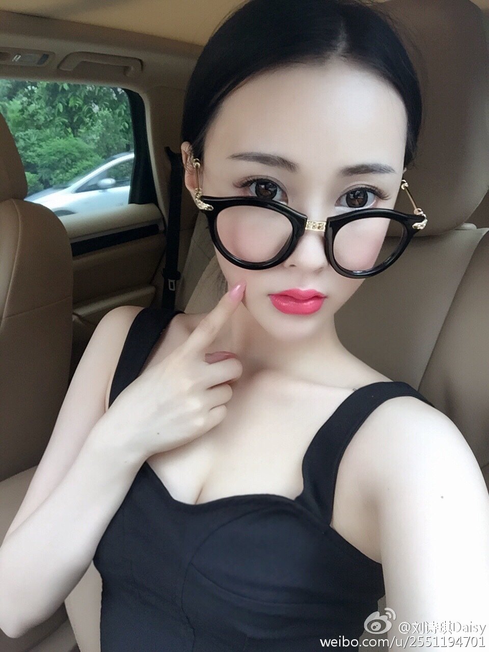 刘诗琪Daisy 微博私房美照