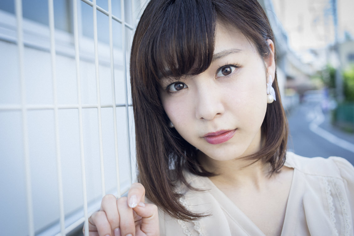 河村美咲 透き通るような色白美女