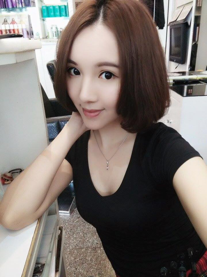 Yuyu Wei 这种身材~这种脸蛋~完全诱惑