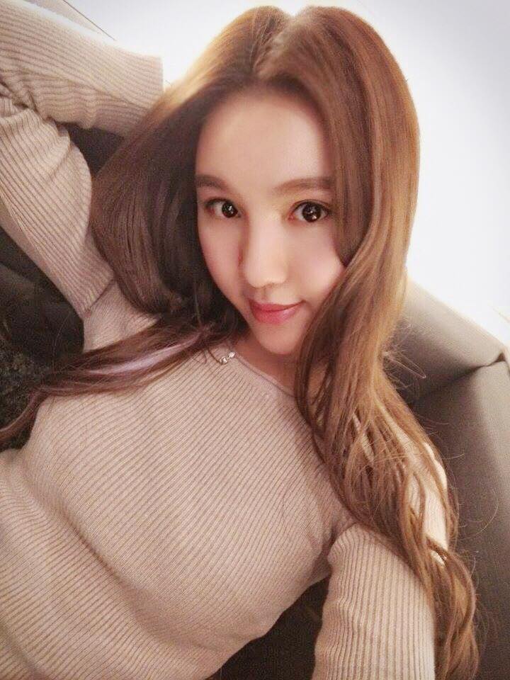 Yuyu Wei 这种身材~这种脸蛋~完全诱惑