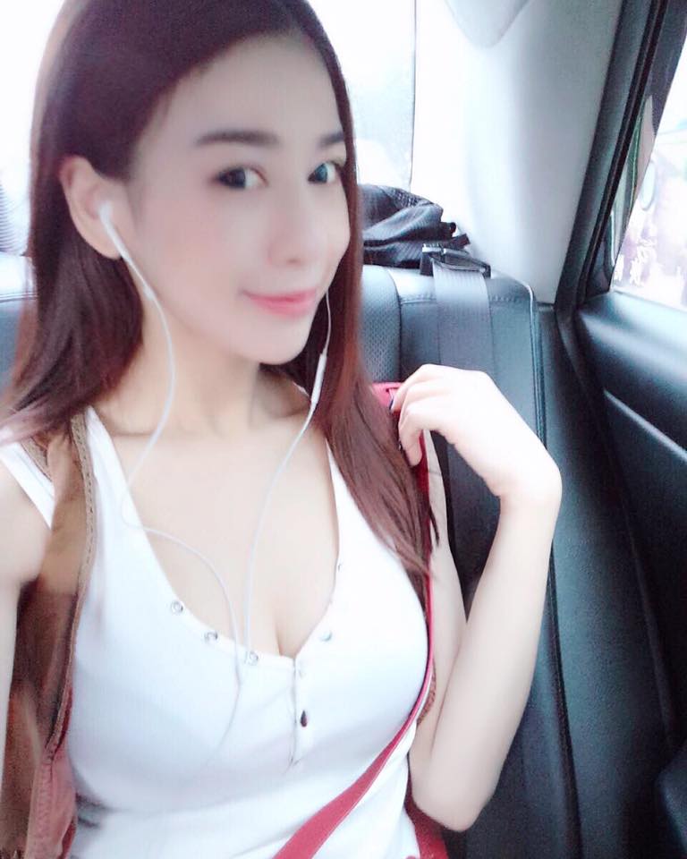 Vicky Chen 白皙极品东南校花