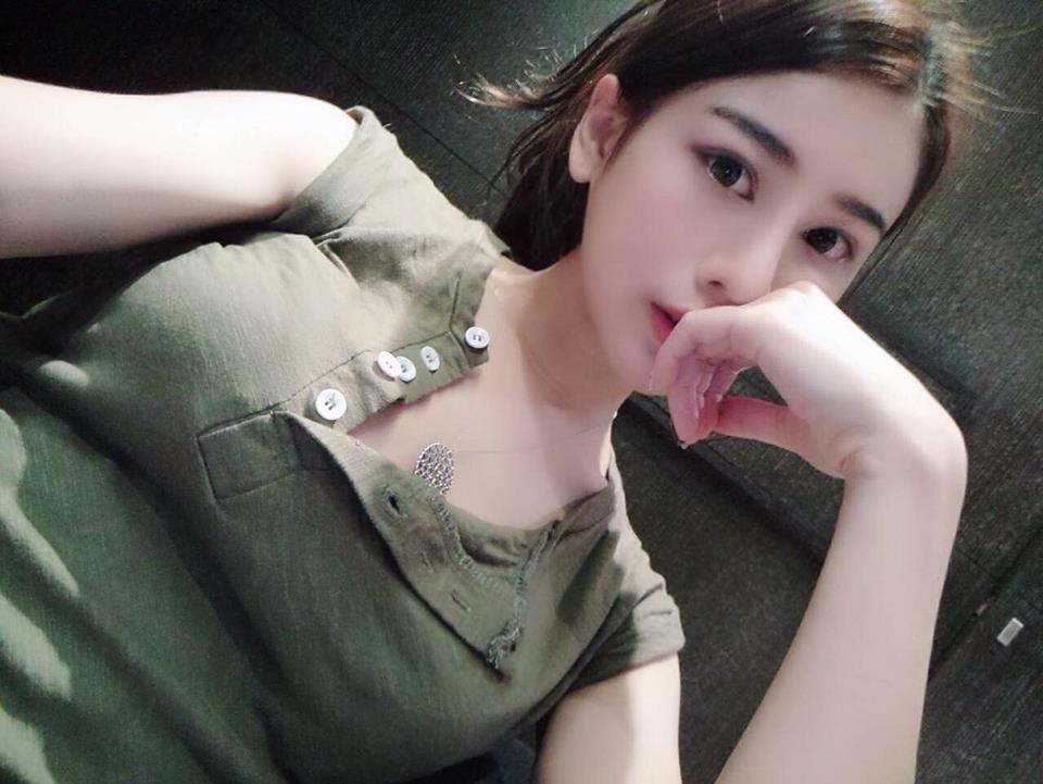Vicky Chen 白皙极品东南校花