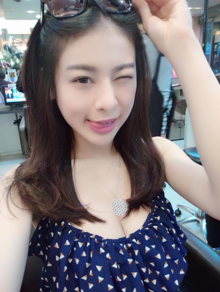 Vicky Chen 白皙极品东南校花
