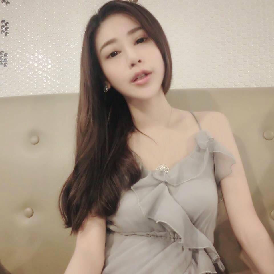 Vicky Chen 白皙极品东南校花