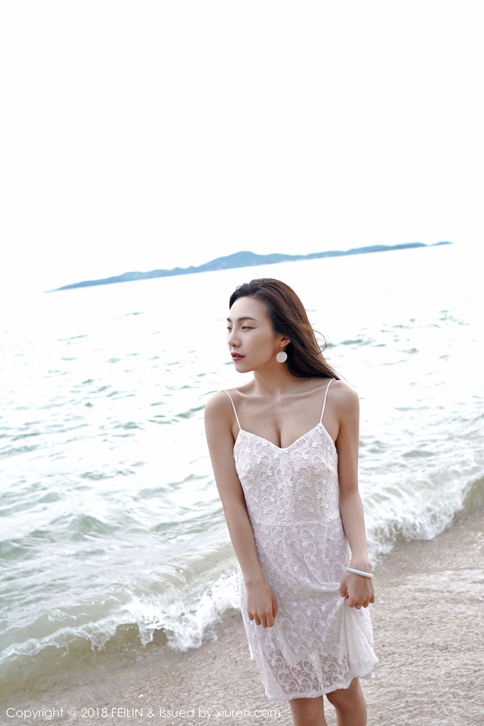 美女主播Hana妹 美痣眉生凤冠辉