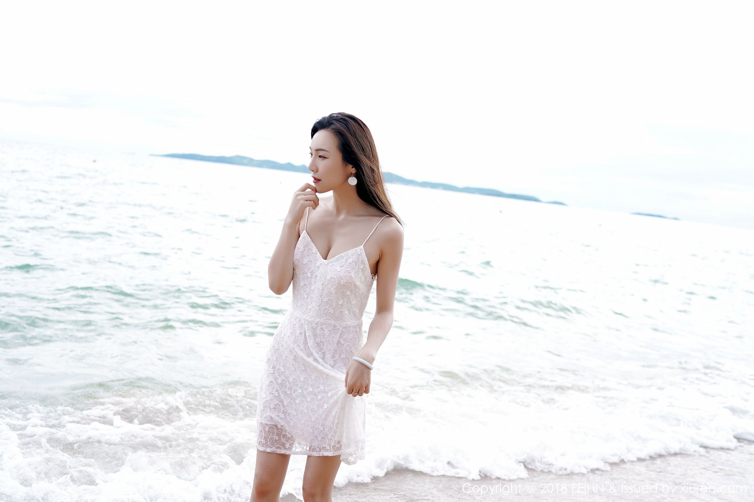 美女主播Hana妹 美痣眉生凤冠辉