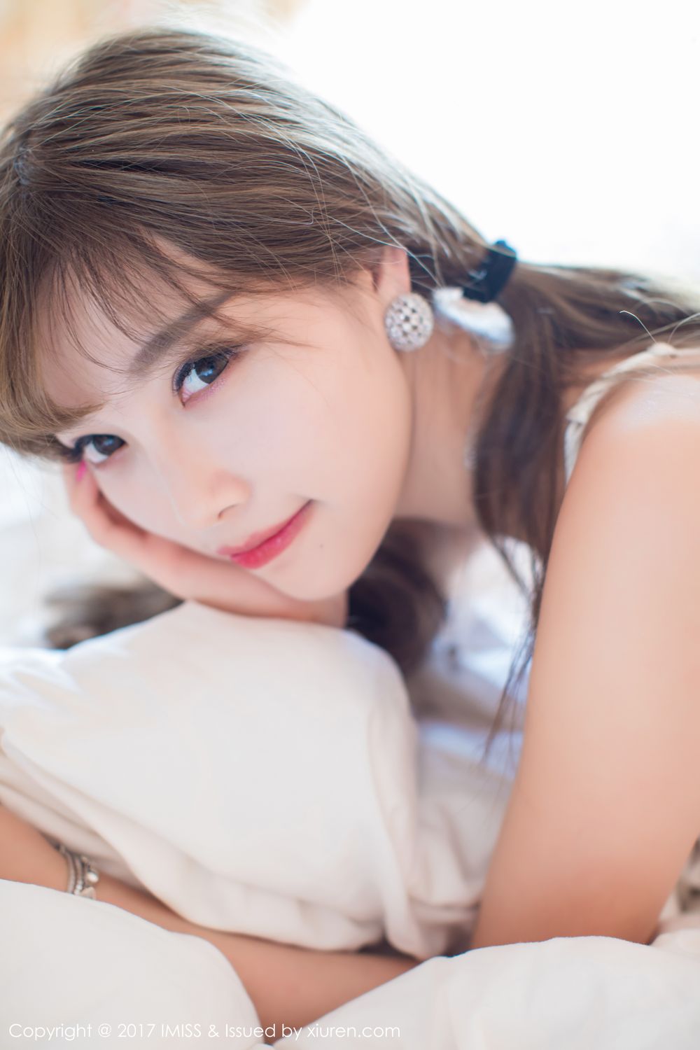 塞班岛女神杨晨晨 蕾丝网袜性感比基尼