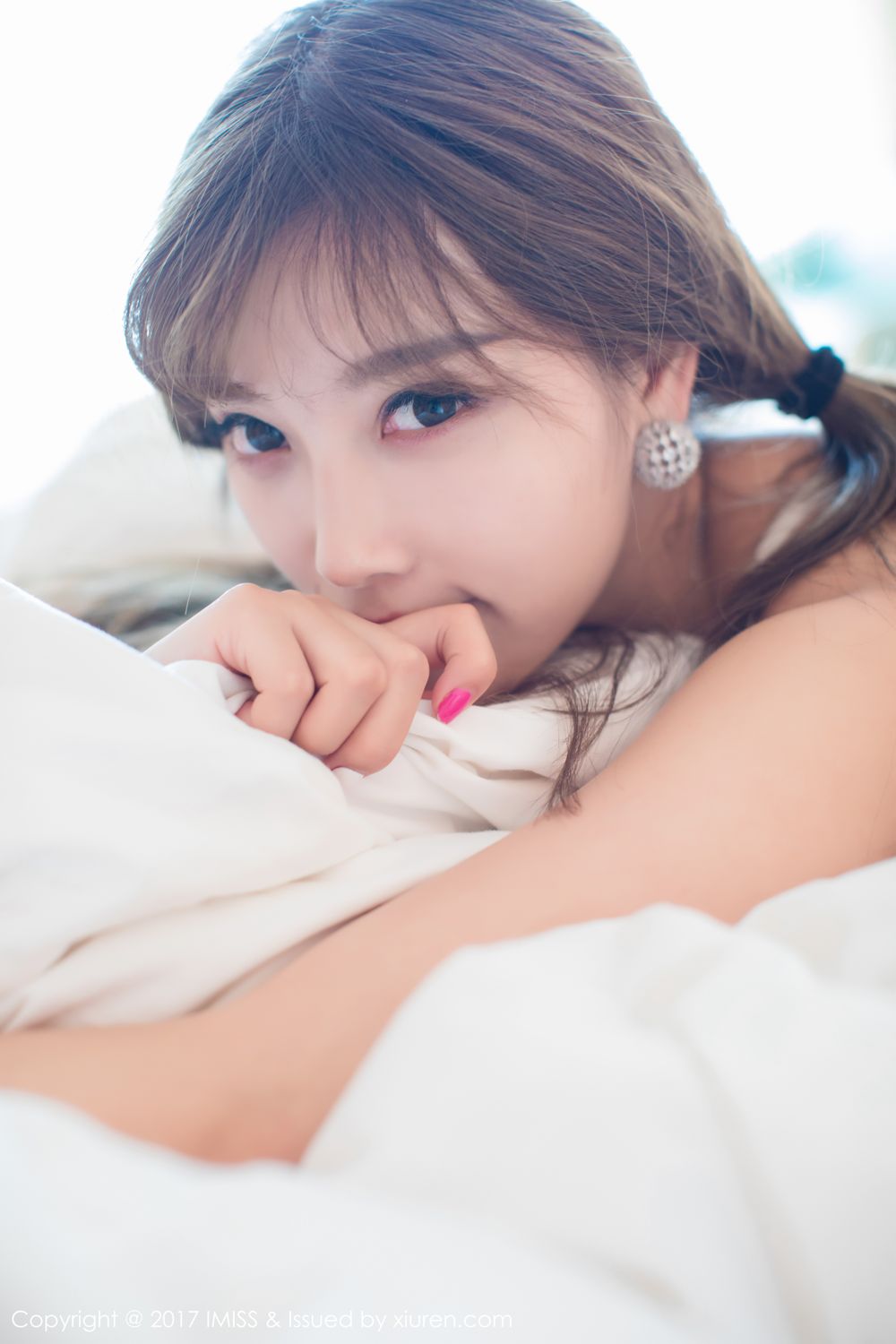 塞班岛女神杨晨晨 蕾丝网袜性感比基尼
