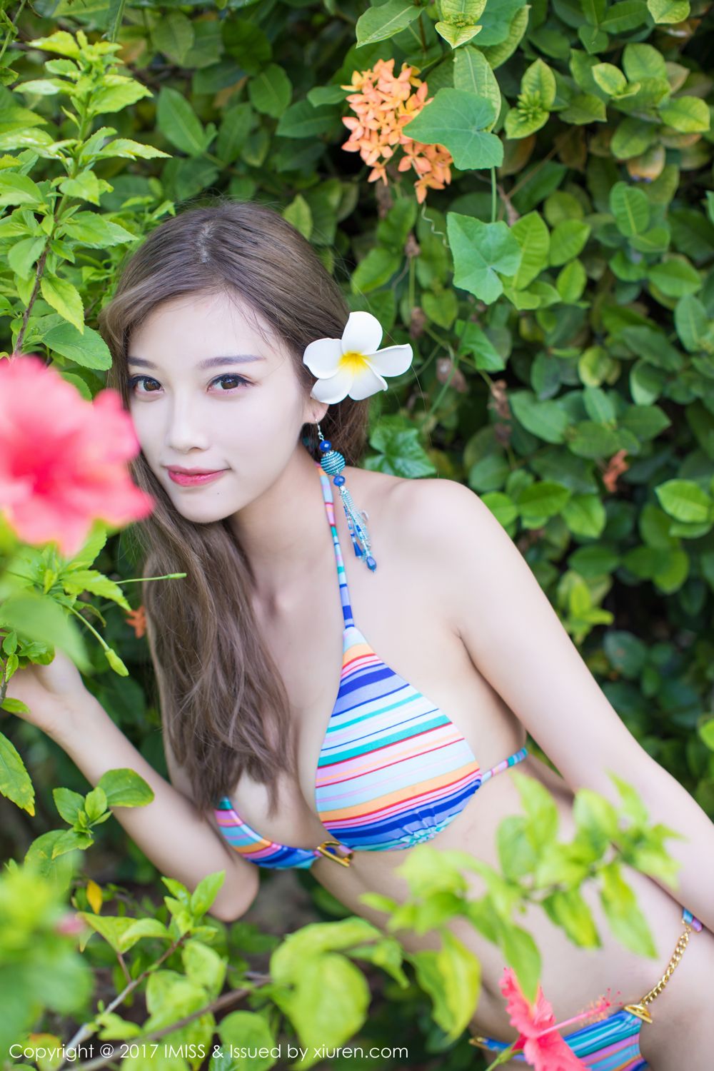 塞班岛女神杨晨晨 蕾丝网袜性感比基尼