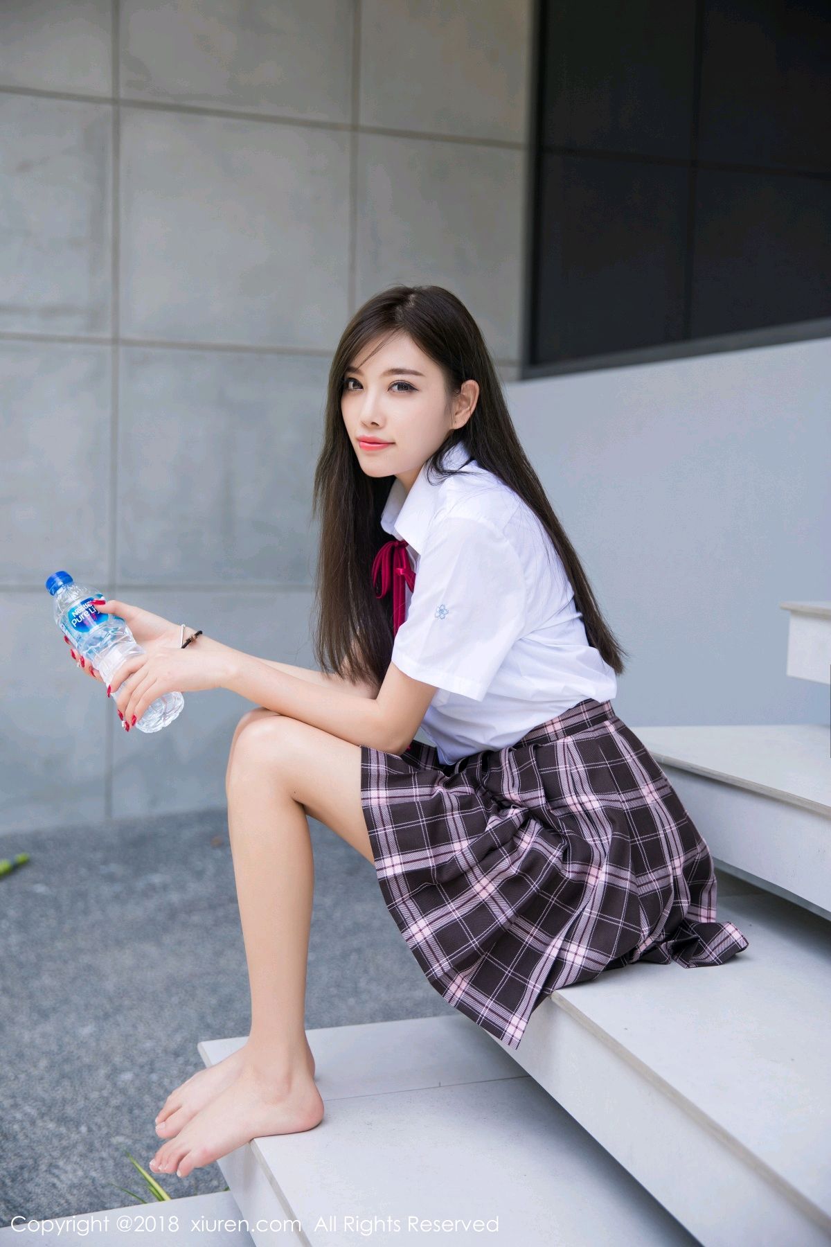 一品学妹杨晨晨 学生制服亭亭而立