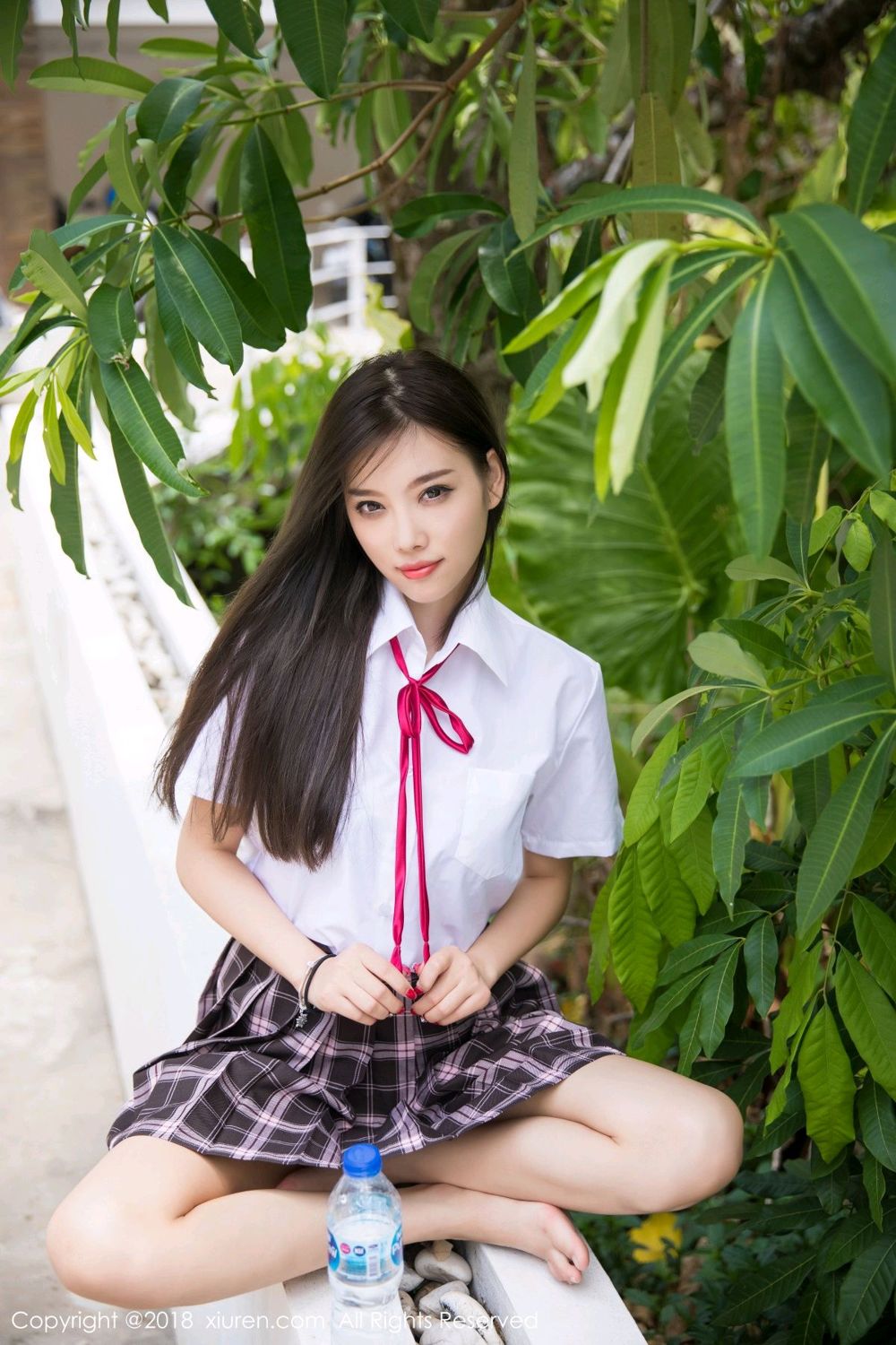一品学妹杨晨晨 学生制服亭亭而立