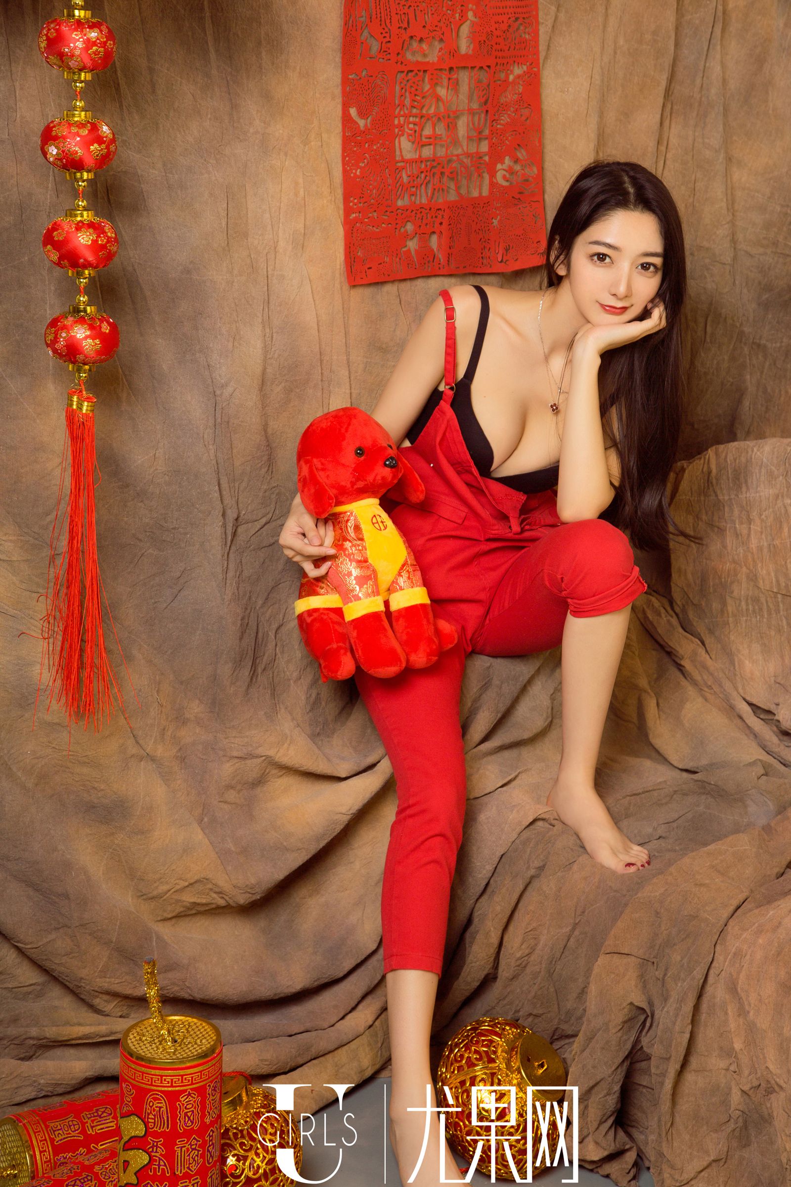 小琪安柔春节特辑,年年有余朝朝尤果