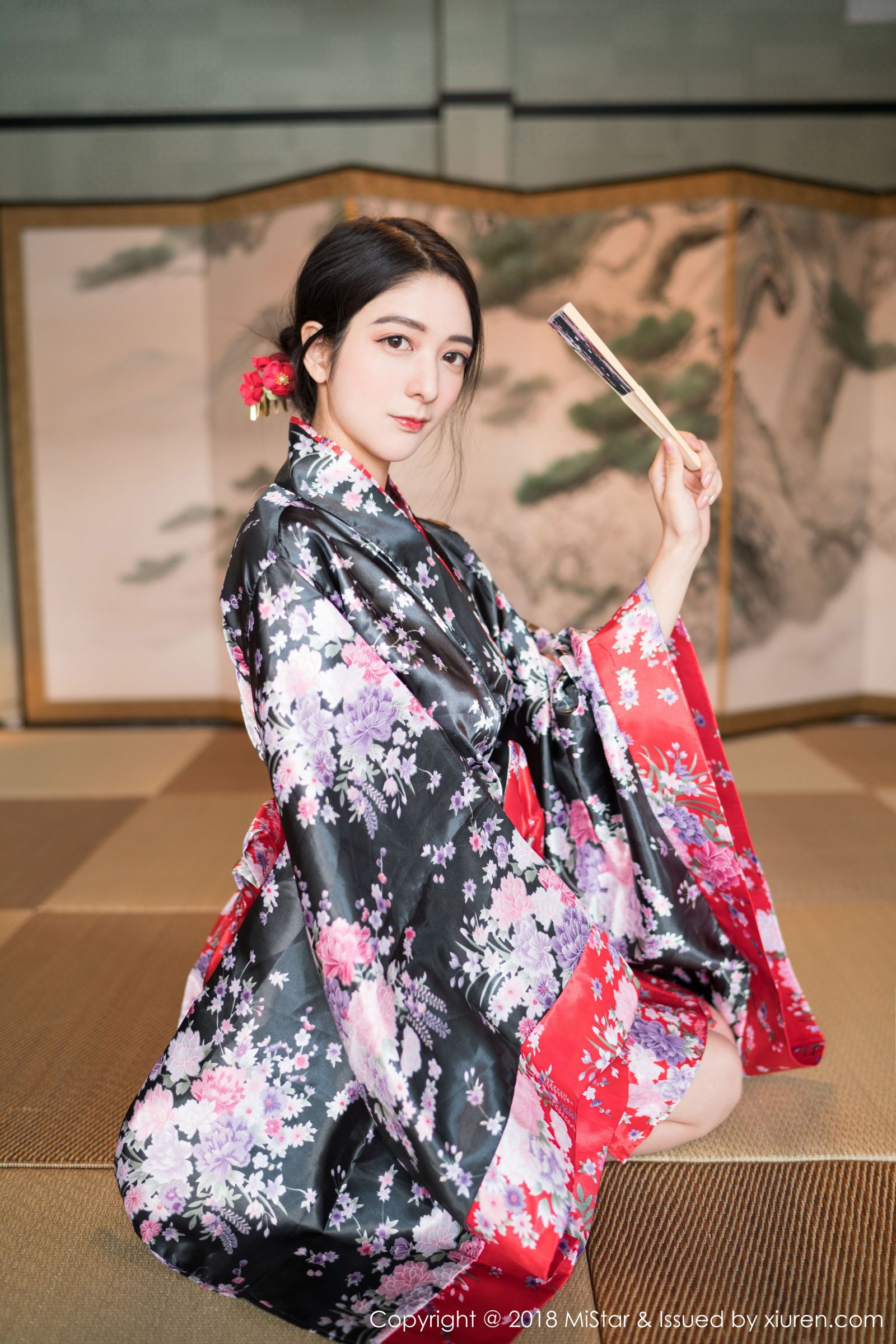 小琪的开背毛衣 和服与OL职场装