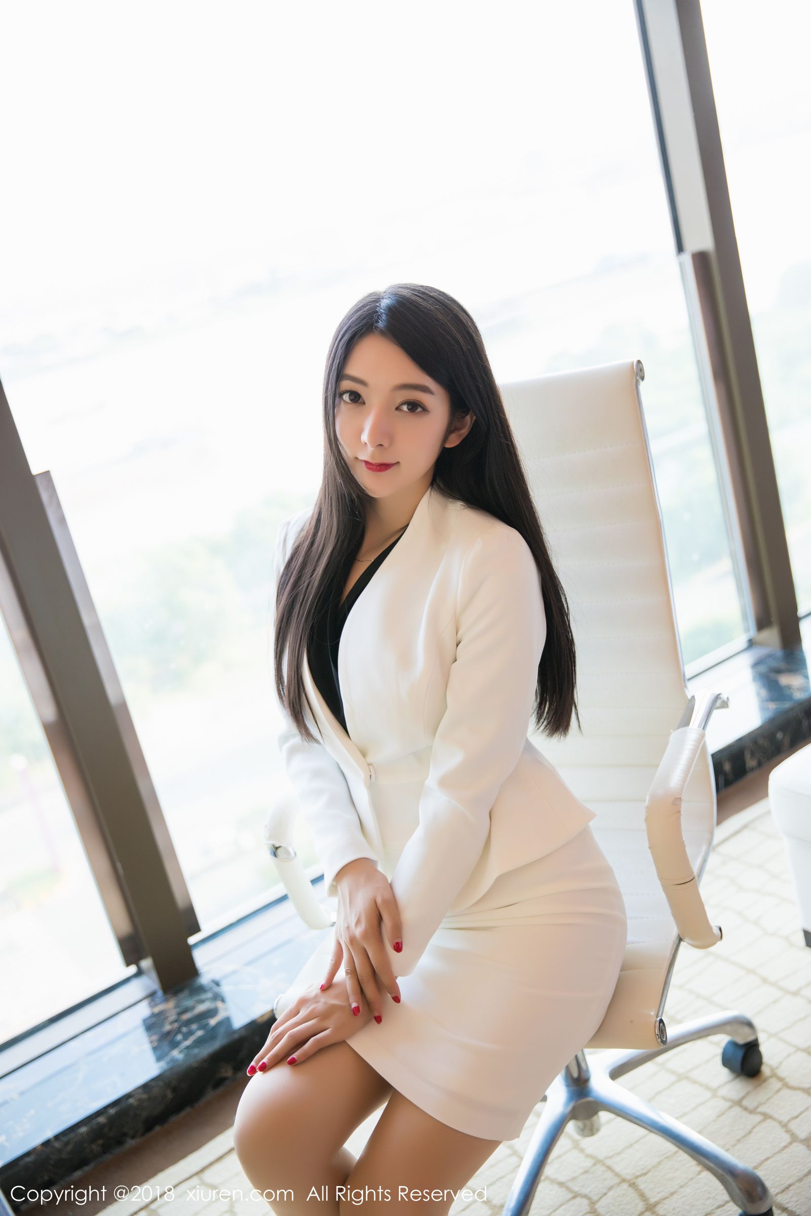 女神Angela小热巴 职场OL装蕾丝内衣