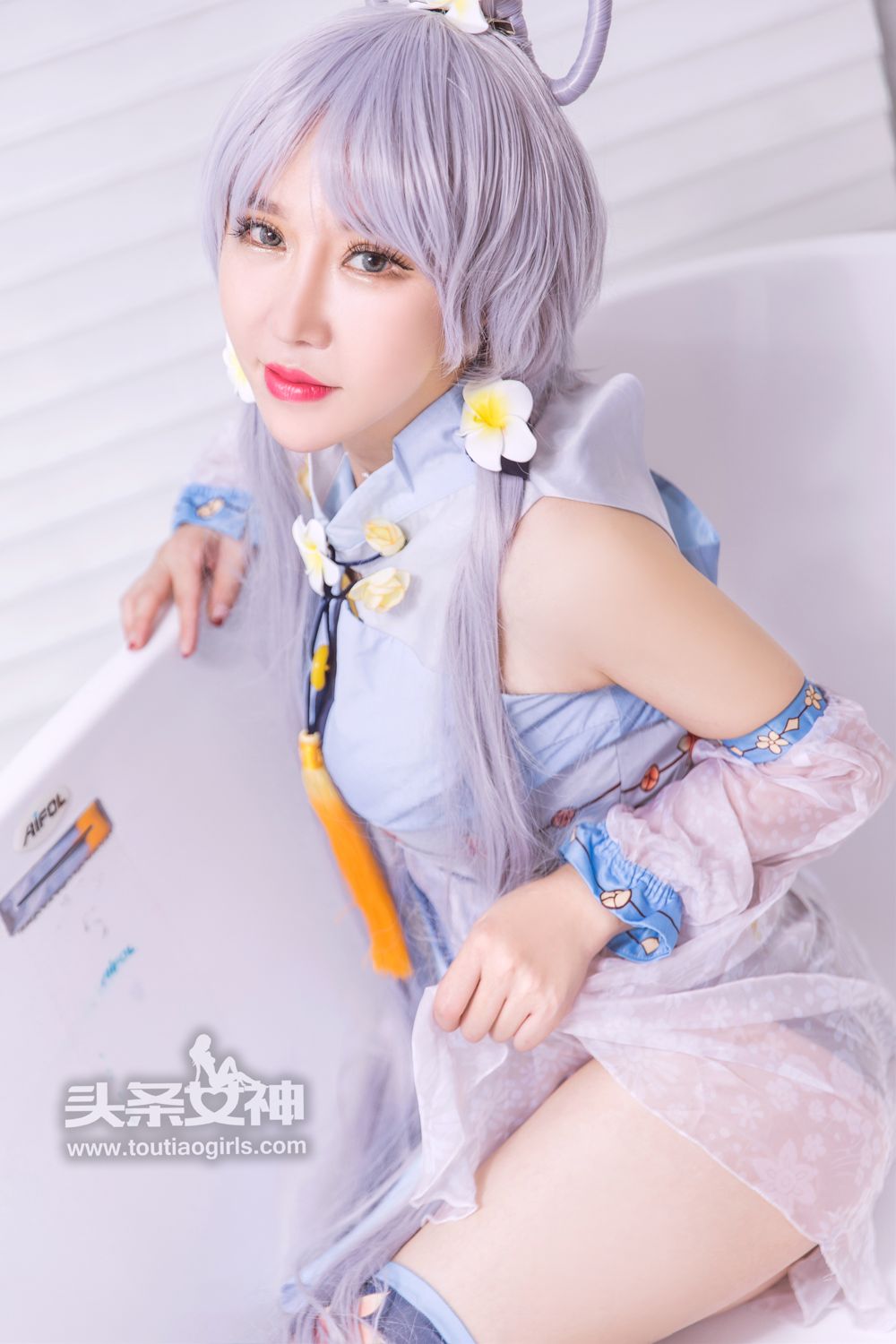 天依娃娃欣欣 洛水天依出镜