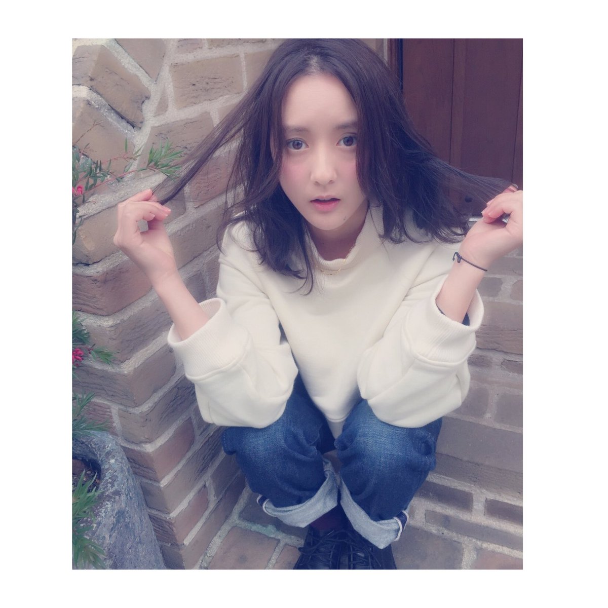 生田佳那 美人的士司机俏皮私房照诱惑写真图