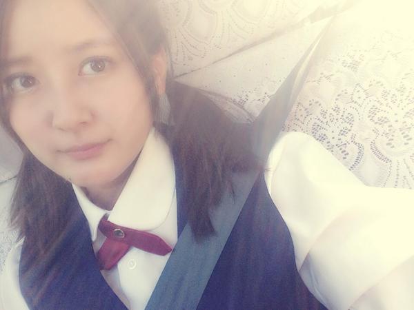 生田佳那 美人的士司机俏皮私房照诱惑写真图