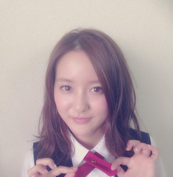 生田佳那 美人的士司机俏皮私房照诱惑写真图