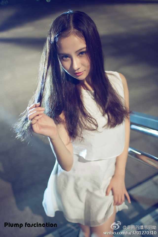 潘思羽 重大校花私房写真图