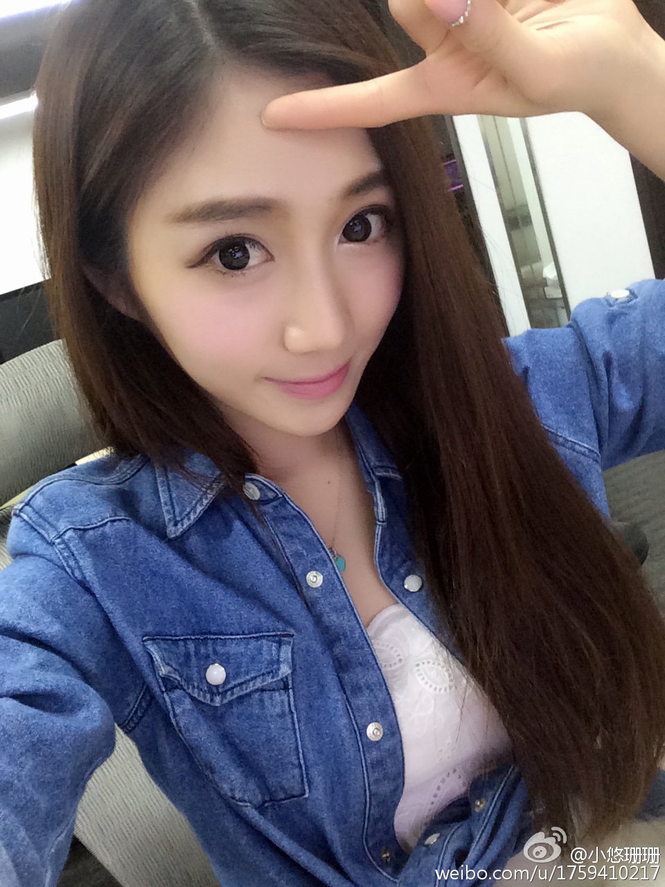 小悠珊珊(高珊) 美人电竞主播私房照诱惑写真图