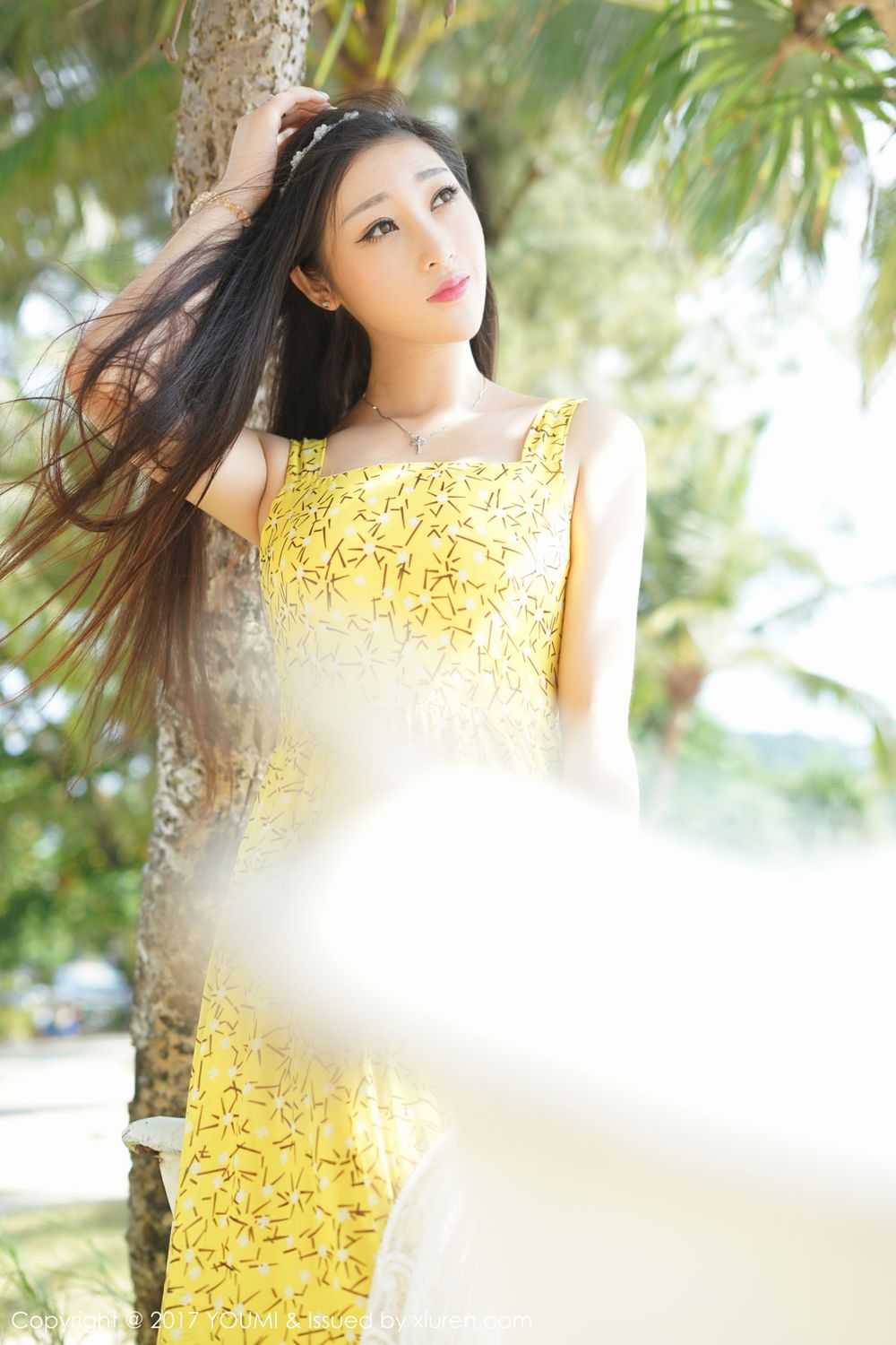 妲己媚眼含羞合 女神丹唇逐笑开