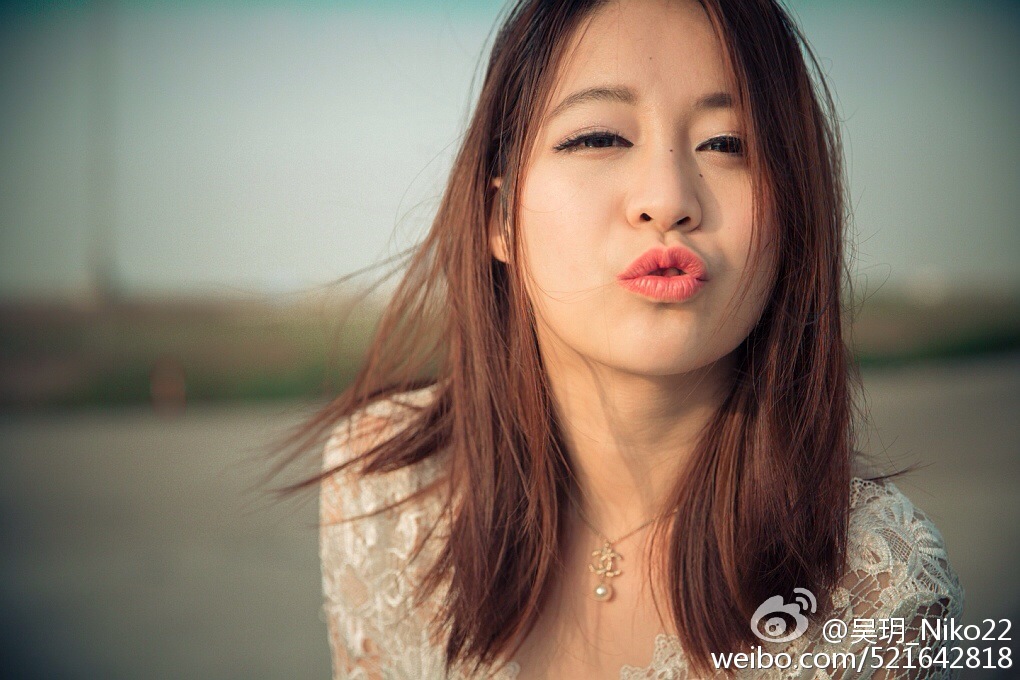 NIKO小玥玥(吴玥) 微博唯美系养眼写真图