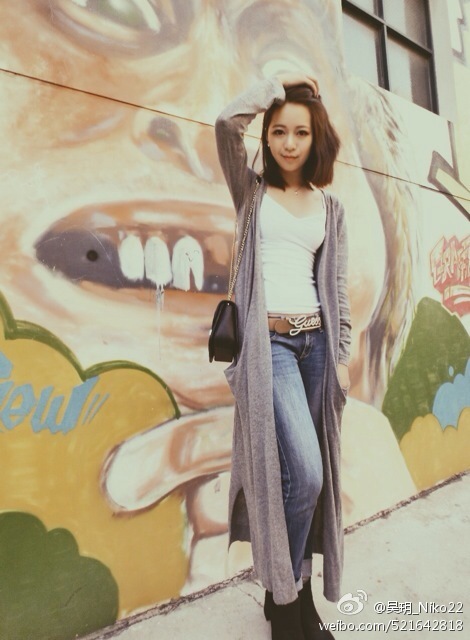 NIKO小玥玥(吴玥) 微博唯美系养眼写真图