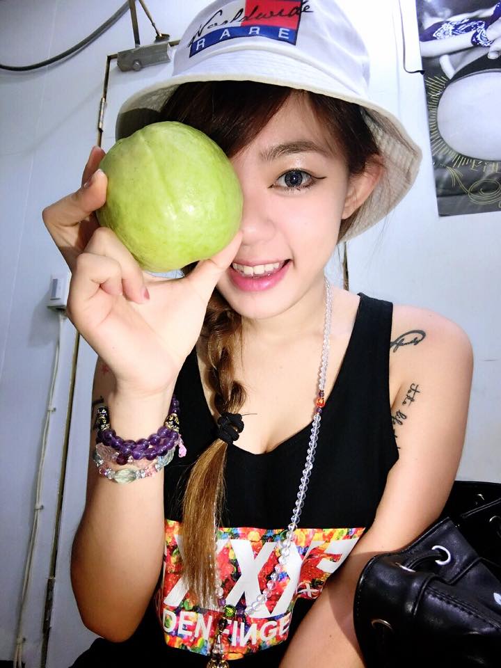 雷亚妃Faye 34F胸猛DJ女神!陪你嗨翻一整夜!