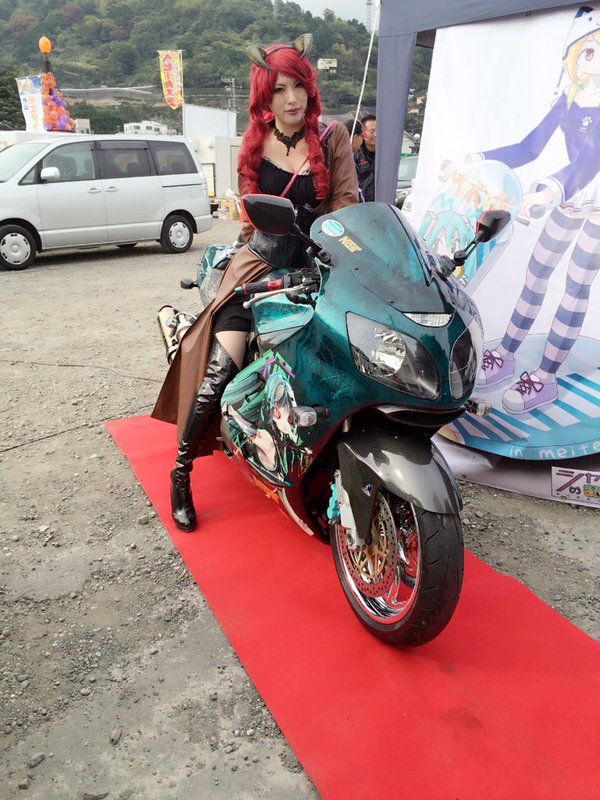 砂月馨 高冷又有好身材的腐女Coser
