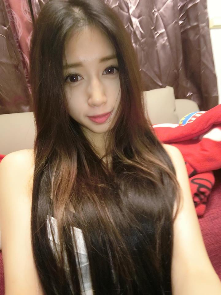 菜菜(林憶婷) 超长事业线让人惊艳