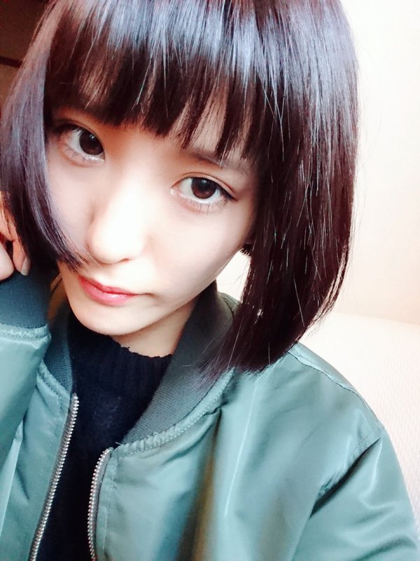 朝比奈祐未 灵气短发Coser身材也棒