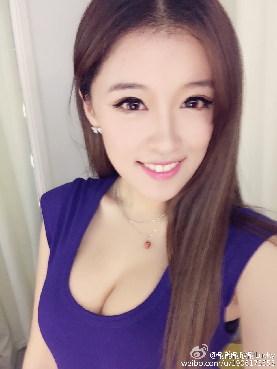 郑欣韵Lucky 小甜美女微博私房照诱惑写真图